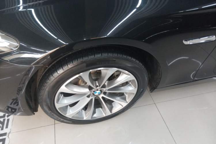 Used BMW 5 Series 2017 525Li Leading Model
