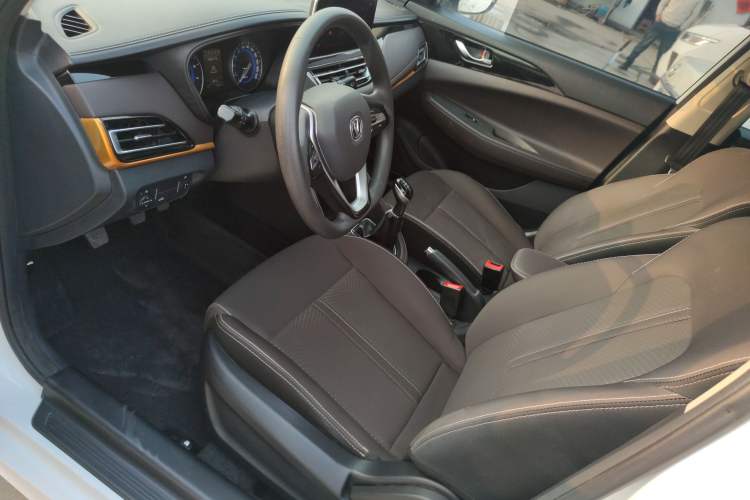 Used CHANGAN Eado DT 2019 1.6L Manual Comfort Model China VI Standard Left Front Seat