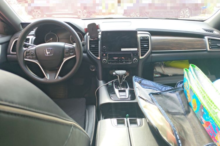 Used Honda UR-V 2017 240TURBO Two-Wheel Drive Classic Edition China V
