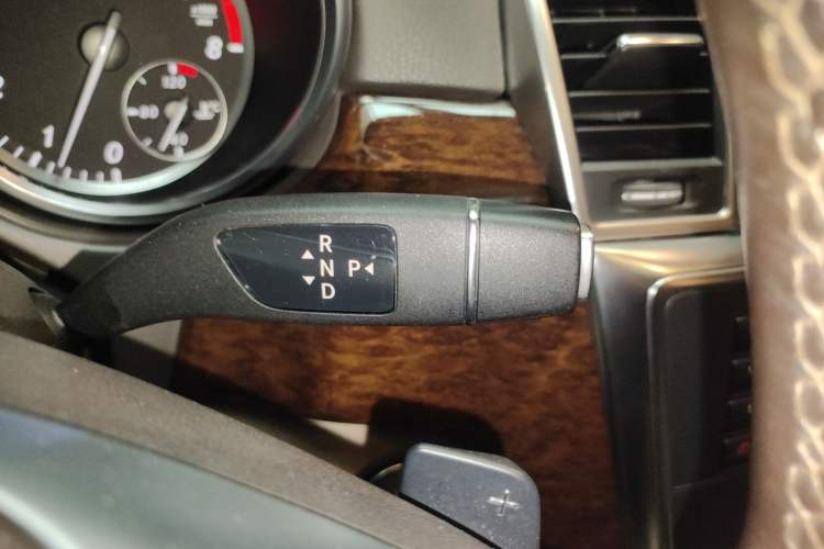 Used Mercedes-Benz M-Class 