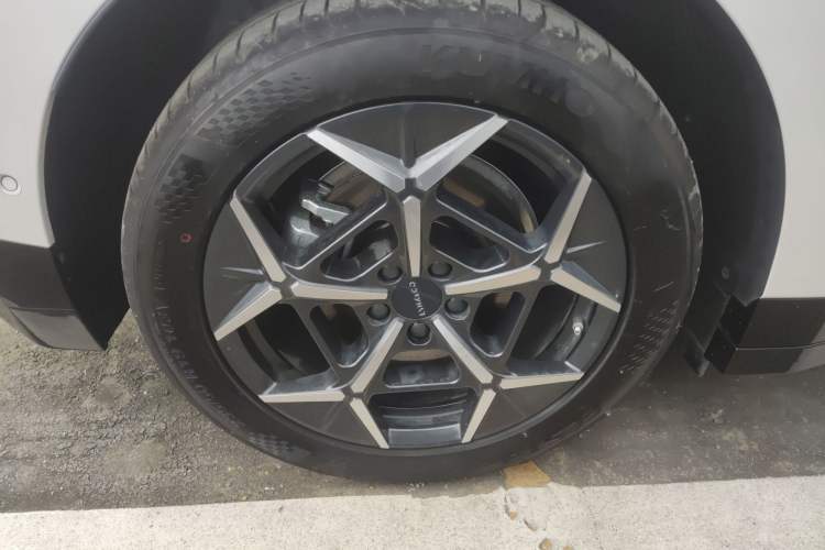 Used Lynk & Co Z20 2025 530 km Range Rear-Wheel Drive Pro
