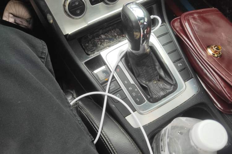 Used Volkswagen FAW-Volkswagen CC 2013 1.8TSI Prestige Model Gear Lever