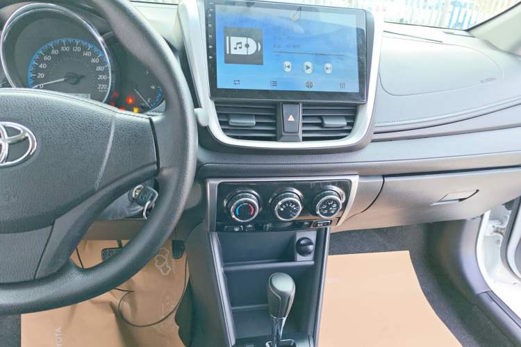 Used Toyota YARiS L Zhi Xuan 2016 Revised 1.5E CVT Charming Edition
