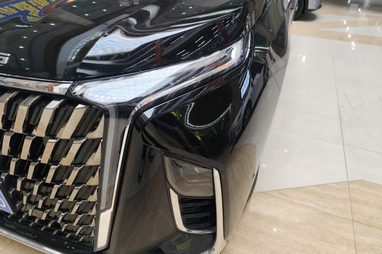 Used SAIC MAXUS G90 2022 2.0T Interstellar Seven-Seater