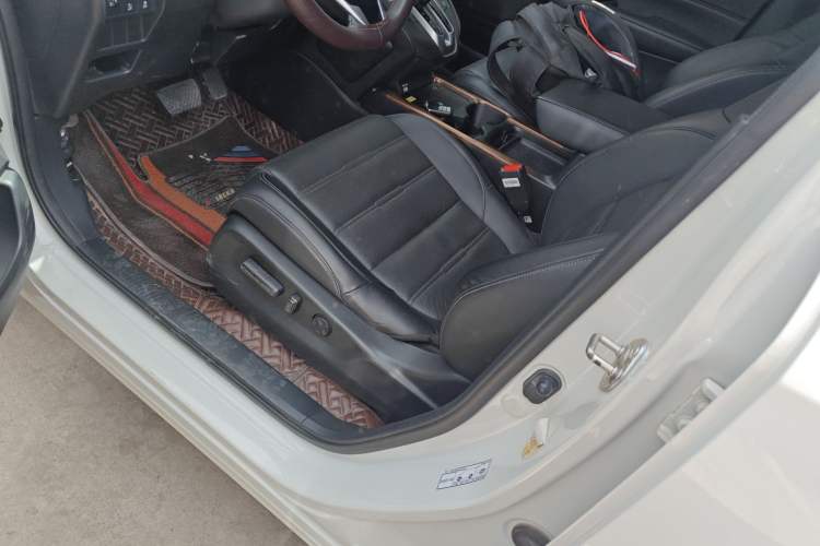 Used Honda CR-V 2021 240TURBO CVT 2WD Fashion Edition Left Front Seat