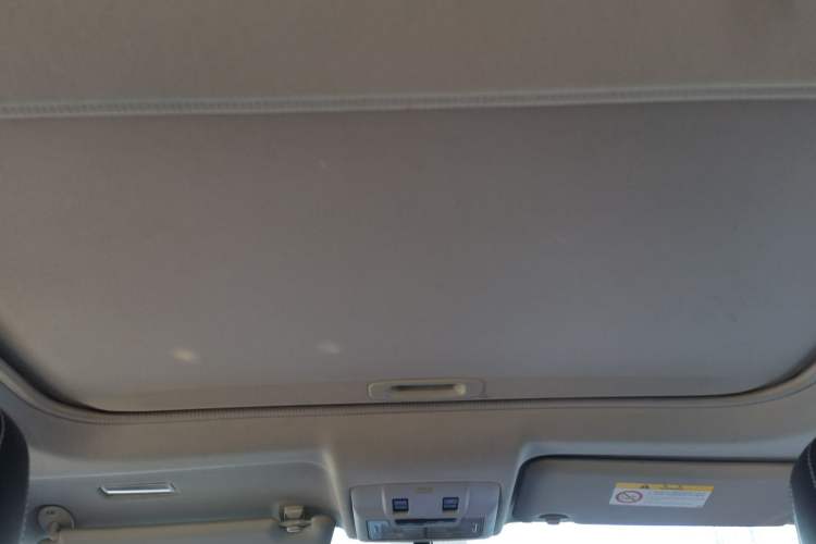 Used Toyota RAV4 2016 2.0L CVT 4x4 New Edition China V Standard