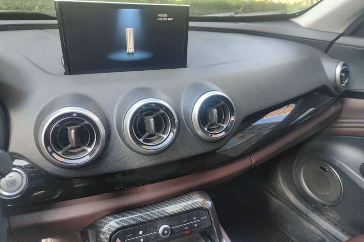 Used Wey VV7 2017 2.0T Flagship Model