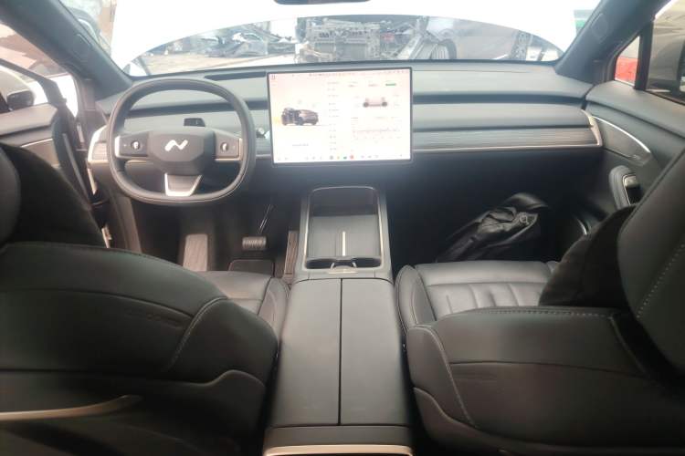 Used ONVO L60 2025 Model—60 kWh Rear-Wheel-Drive Version