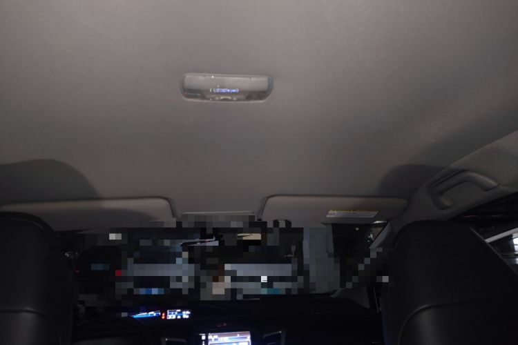 Used Honda Jade 2013 1.8L automatic Comfort version 5 seats