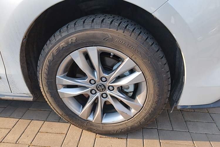 Used Toyota SIENNA 2021 2.5L Hybrid Platinum Edition