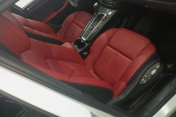 Used Porsche Macan 2020 Macan 2.0T