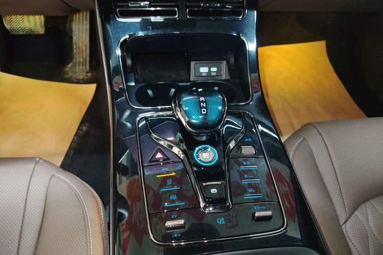 Used BYD Han 2025 DM-i 125KM Prestige Model
