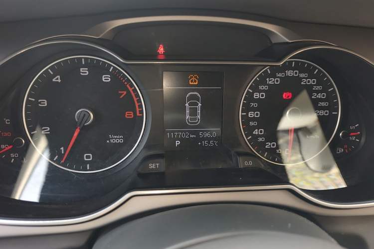 Used Audi A4L 2013 35 TFSI Automatic Standard Model Instrument Cluster