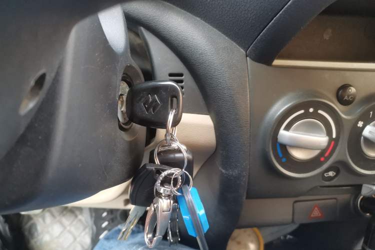 Used Suzuki Alto 2012 1.0L Manual Utility Version
