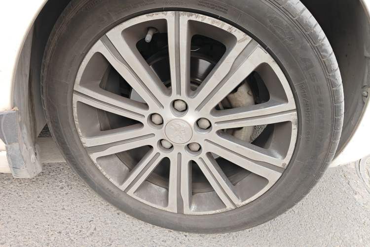 Used Peugeot 408 2014 1.8L Automatic Luxury Edition
