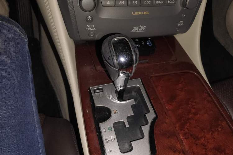 Used Lexus GS 2008 300 Gear Lever