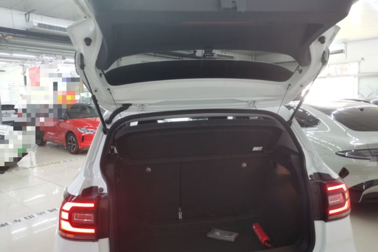 Used Volkswagen Tacqua 2021 1.5L Automatic Yue Zhi Lian Edition Trunk