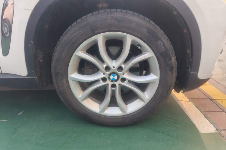 Used BMW X6 2015 xDrive35i Leading Model
