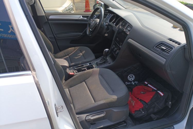 Used Volkswagen Golf 2020 280TSI DSG Comfort Version
