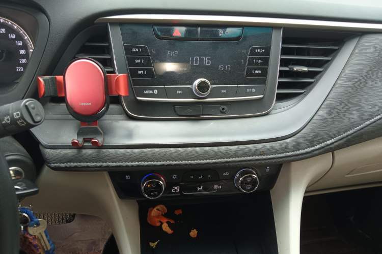 Used Buick GL6 2018 18T 6-Seater Elite Model
