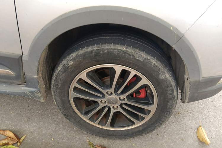 Used Haval H1 2015 1.5L Manual Luxury Model
