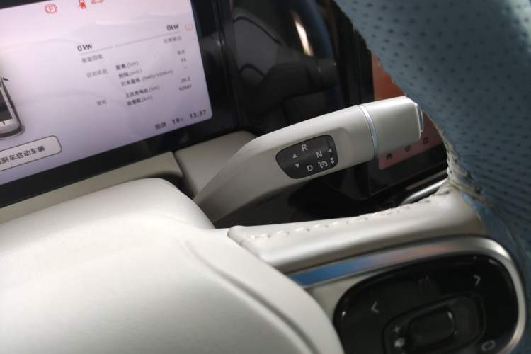 Used Leapmotor C11 2023 Pure Electric 500 Zhixing Edition Gear Lever