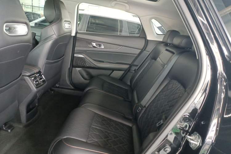 Used Changan UNI-K iDD 2022 Blue Whale iDD 130km 1.5T Excellence Model
