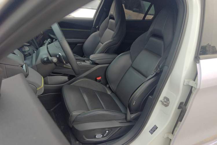 Used Lynk & Co 03 2023 2.0TD DCT JingPro