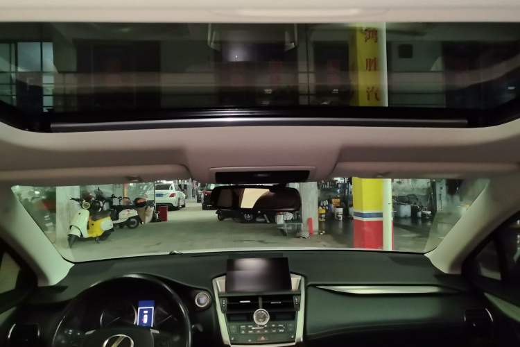 Used Lexus NX 2016 200 All-Wheel Drive FENGSHANG Version Headliner