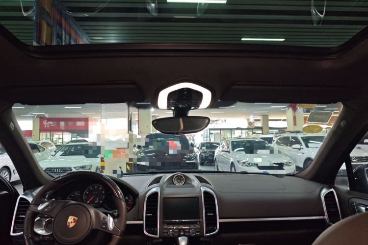 Used Porsche Cayenne 2014 Cayenne Platinum Edition 3.0T Headliner