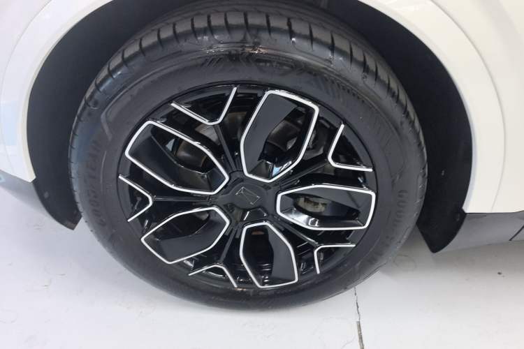 Used Avatr 07 2024 Ultra All-Electric Four-Wheel Drive