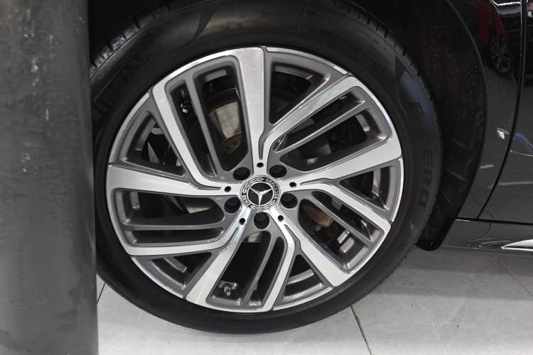 Used Mercedes-Benz E-Class 2024 Refresh E 300 L Stylish Edition