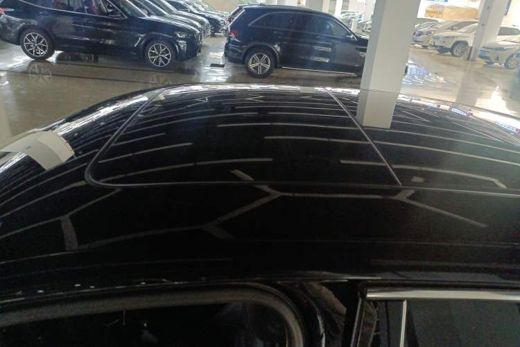 Used Volkswagen Passat 2019 330TSI Elite Edition China VI Roof