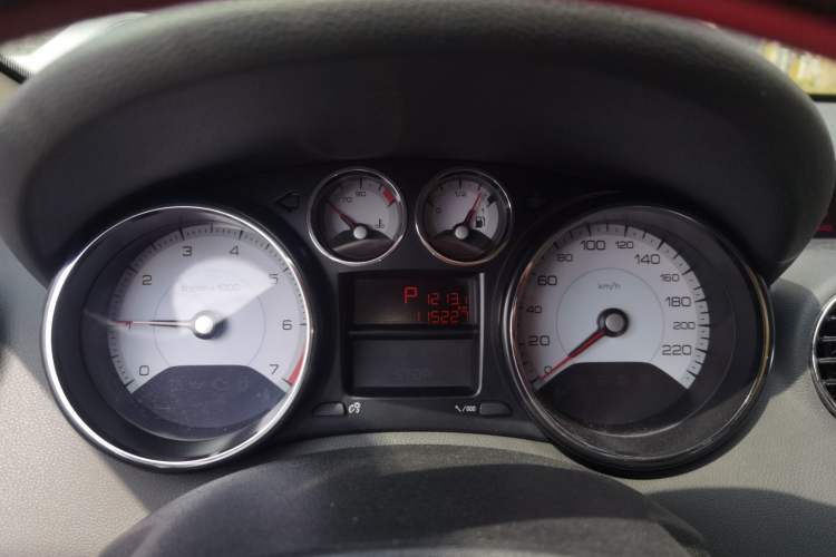 Used Peugeot 408 2013 2.0L Automatic Comfort Edition
