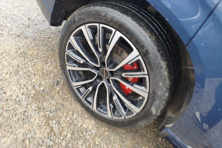 Used EXEED Lanyue 2021 390T Four-Wheel Drive Star Prestige Edition Right Rear Wheel Hub