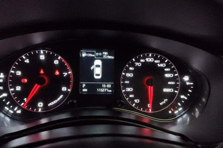 Used Zotye Z700 2016 1.8T DCT Elegant Version Instrument Cluster