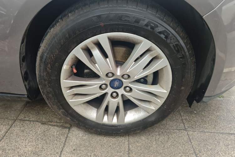 Used Ford Focus 2012 Sedan 1.6L Automatic Comfort Model