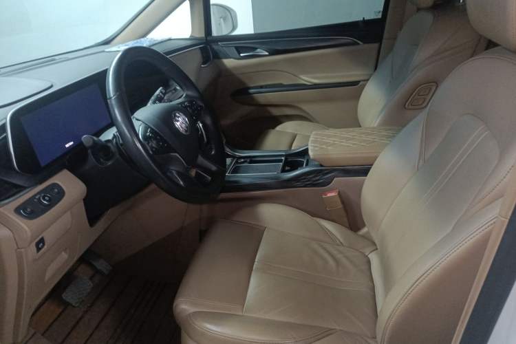 Used Buick GL8 2021 ES Land Cruiser 653T Luxury Edition
