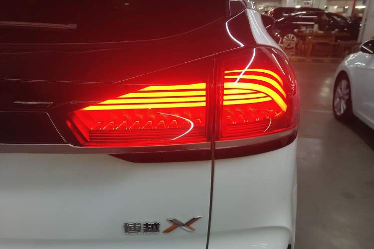 Used Geely Auto Emgrand X7 Sport 2022 Boyue X 1.8TD DCT ZhiZun Edition Right Rear Taillight