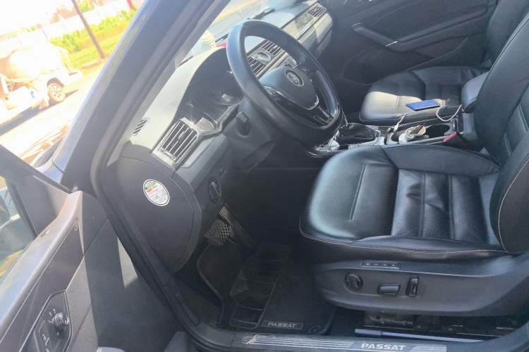 Used Volkswagen Passat 2016 330TSI DSG Prestige Edition Left Front Seat