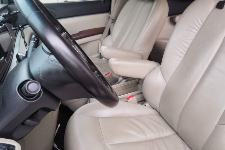 Used Buick GL8 2015 2.4L Luxury Business Premium Edition Left Front Seat