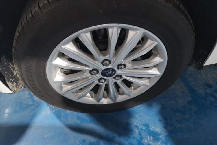 Used Ford Focus 2019 Hatchback EcoBoost 180 Automatic Trendy Model
