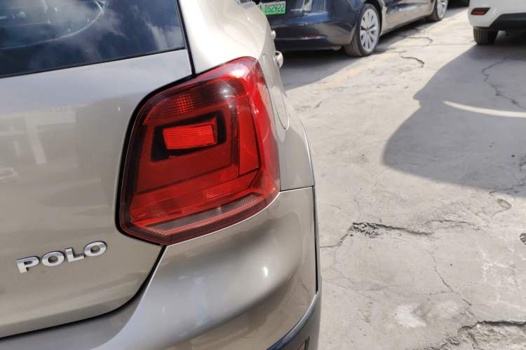 Used Volkswagen Polo 2016 1.4L Cross Polo Automatic