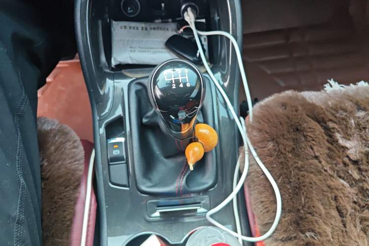 Used CHANGAN CS75 2017 Shangkui Edition 1.5T Manual Fengxiang Model