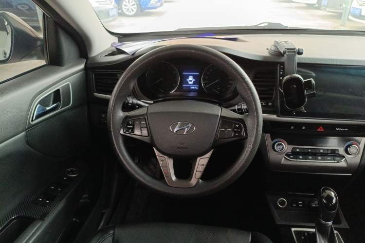 Used Hyundai Mistra 2017 1.8L Automatic Smart GLS China V Standard Steering Wheel