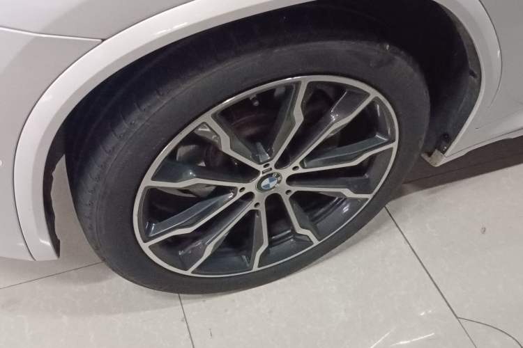 Used BMW X3 2020 xDrive30i Luxury Model with M Sport Package
