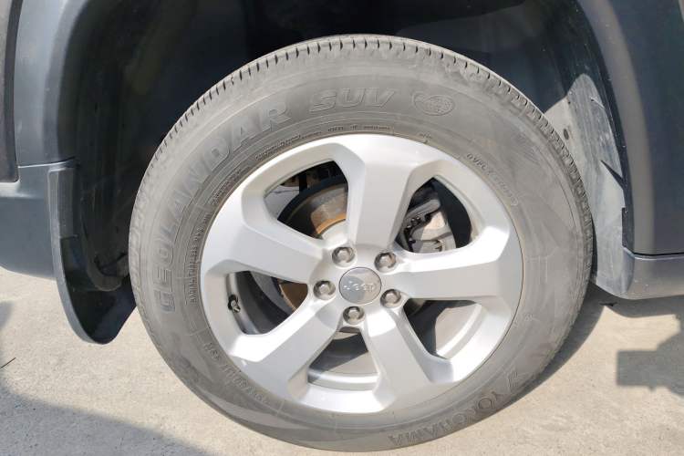 Used Jeep Compass 2017 200T Automatic Family Edition
