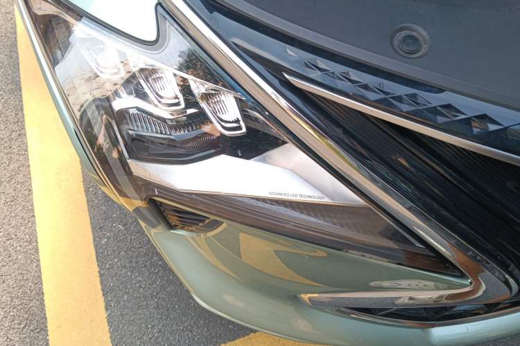 Used FORTHING Yacht 2022 1.5T DCT Chasing-the-Waves Edition
