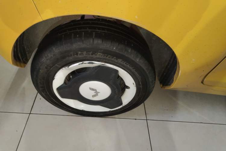 Used Wuling Hongguang MINIEV 2021 Macaron Fashion Model Lithium Iron Phosphate Exterior 5