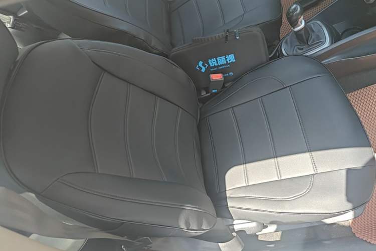 Used Kia K2 2015 Sedan 1.4L MT GLS
